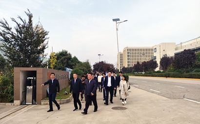 團市委、市貿(mào)促會、市青企協(xié)一行到工投集團涇河產(chǎn)業(yè)園考察交流