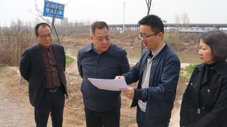 集團領導金輝赴涇陽產業(yè)基地就產業(yè)結構調整、重點項目推進等進行工作調研